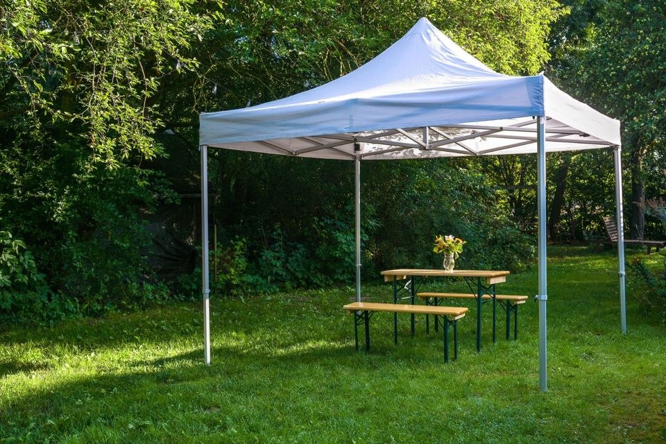3x3m Faltpavillon Baupavillon mieten in Bordesholm – Eventausstattung
