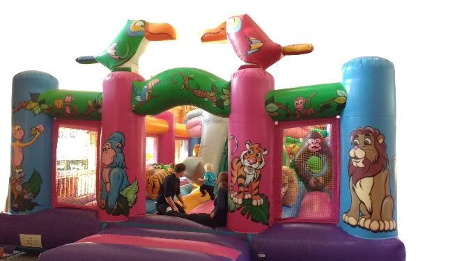 Hüpfburg Dschungel Safari mieten in Böblingen – Hüpfburg