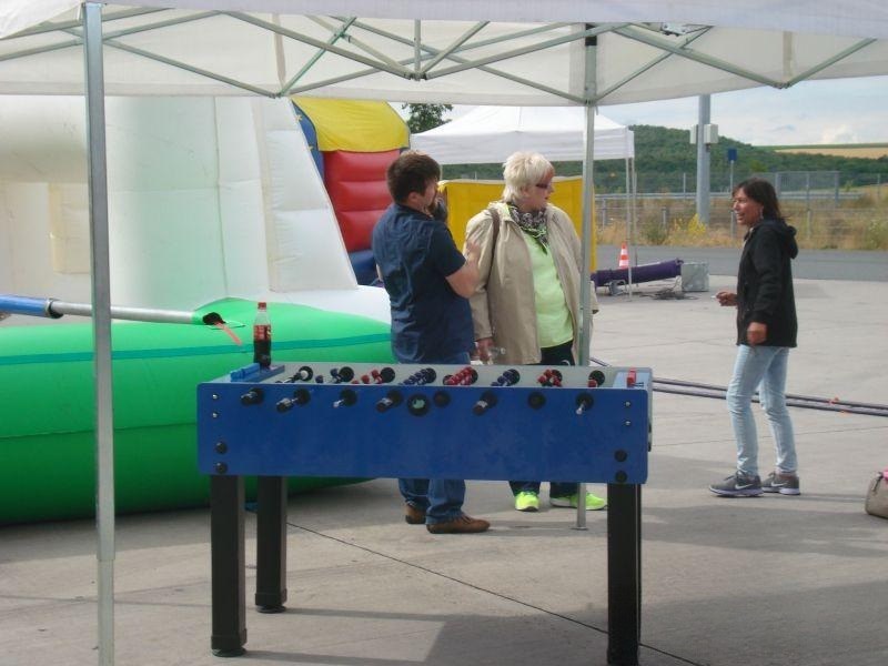 XXL Tischkicker, XXL Tischfußball mieten in Böblingen – Eventmöbel