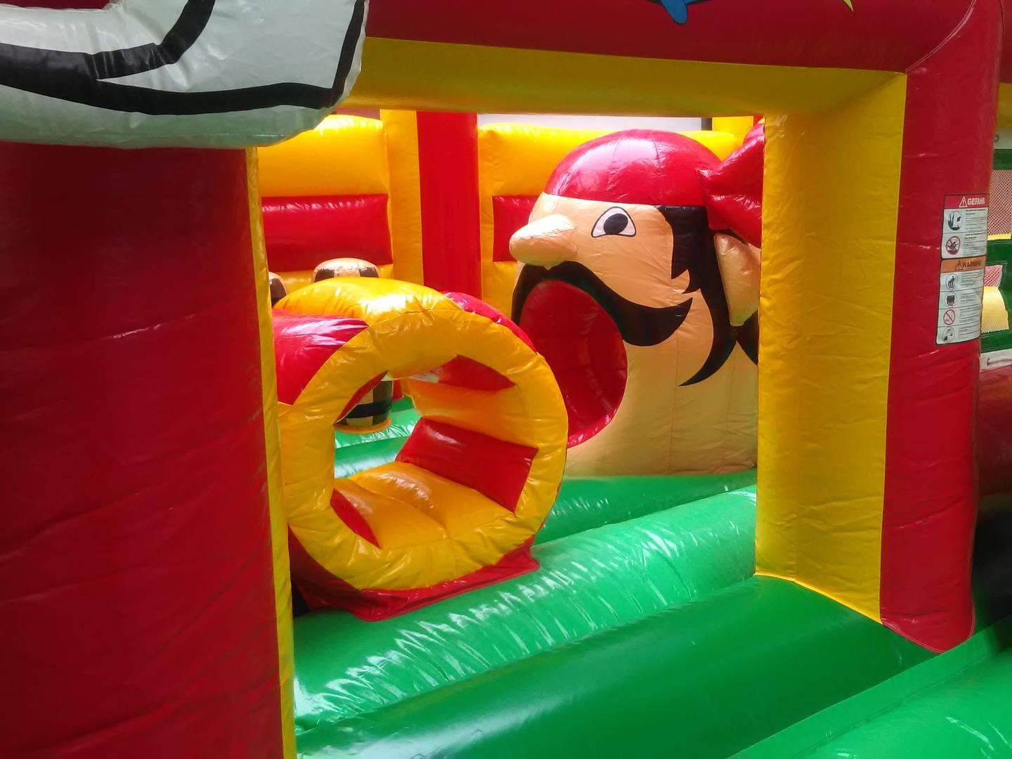 Hüpfburg Piratentaverne mieten in Böblingen – Kinderspaß fürs Fest – 2