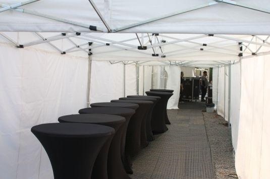 Stehtischhussen mieten in Böblingen bei unserem Team – 2