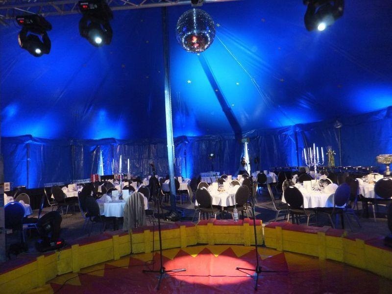 Zirkuszelt Ø 16m mieten in Böblingen bei unserem Team