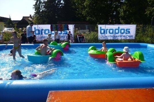 Boot fahren für Kinder mieten in Böblingen – aufs Wasser – 2