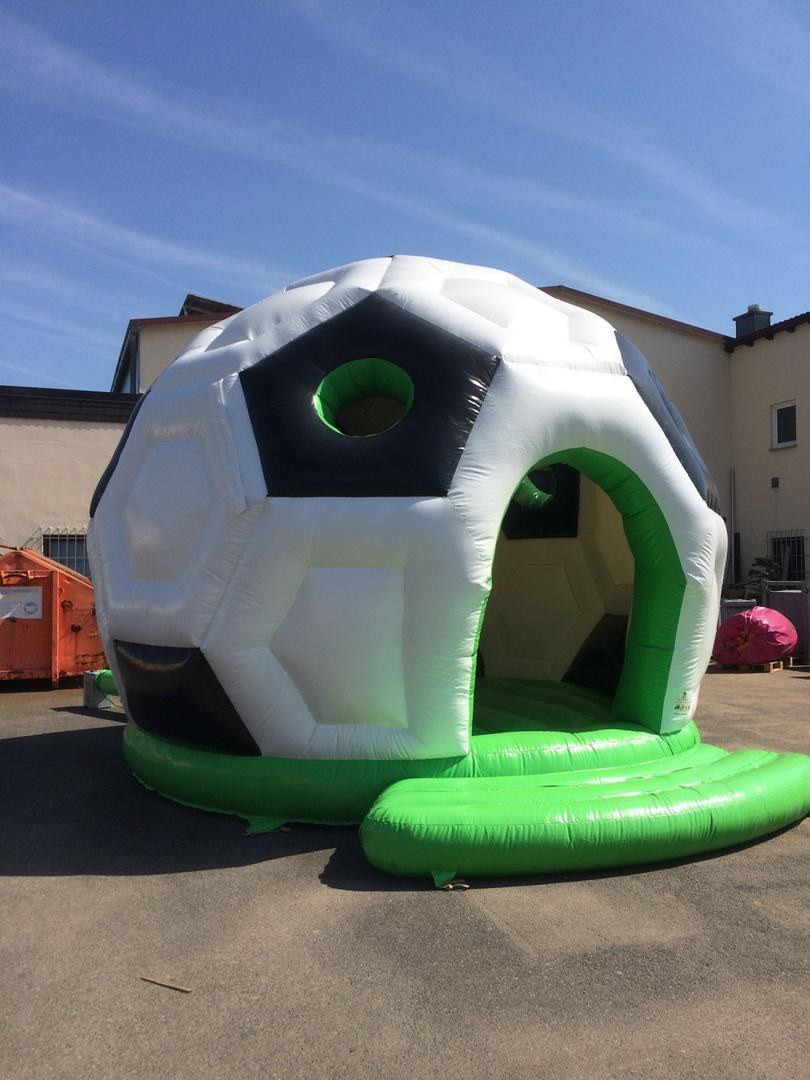 Fußballhüpfburg Ball mieten in Eibelstadt – Kinderspaß fürs Fest