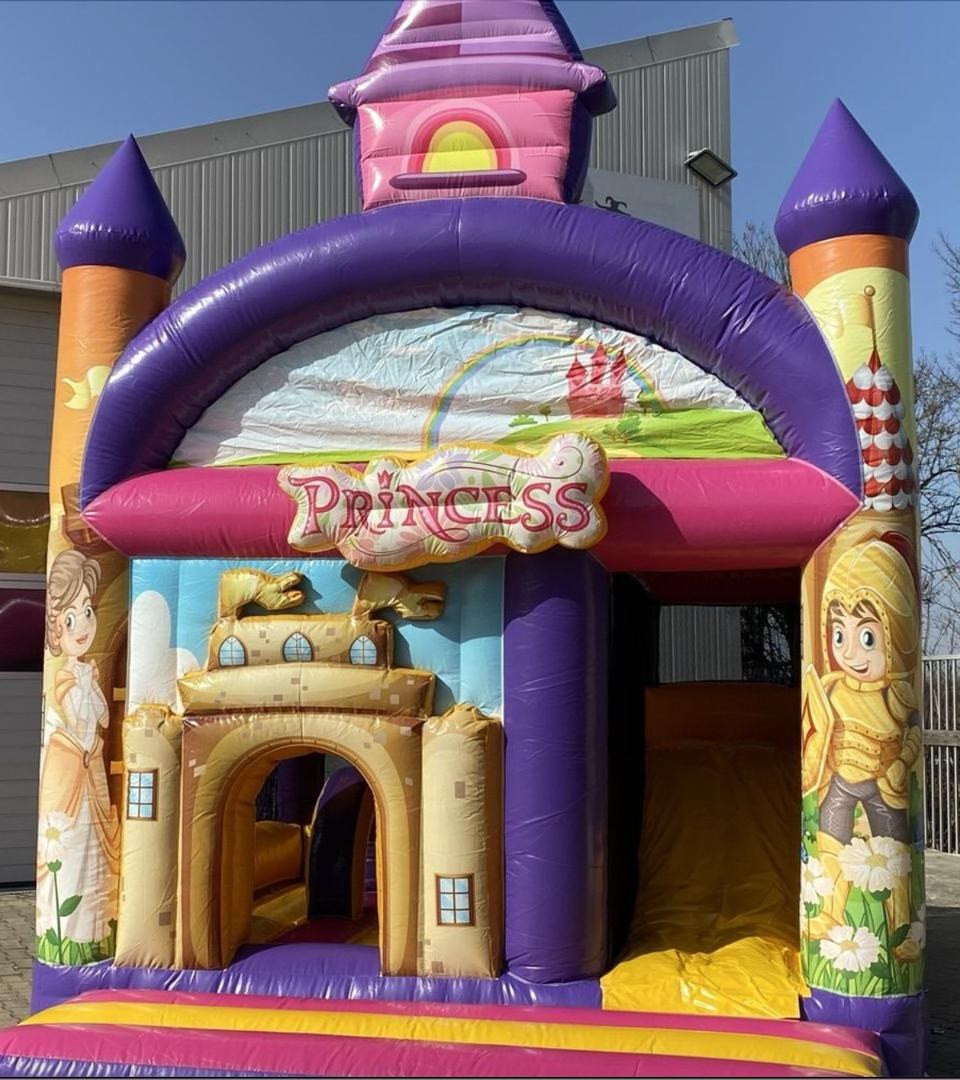 Hüpfburg Prinzessin mieten in Eibelstadt bei unserem Team