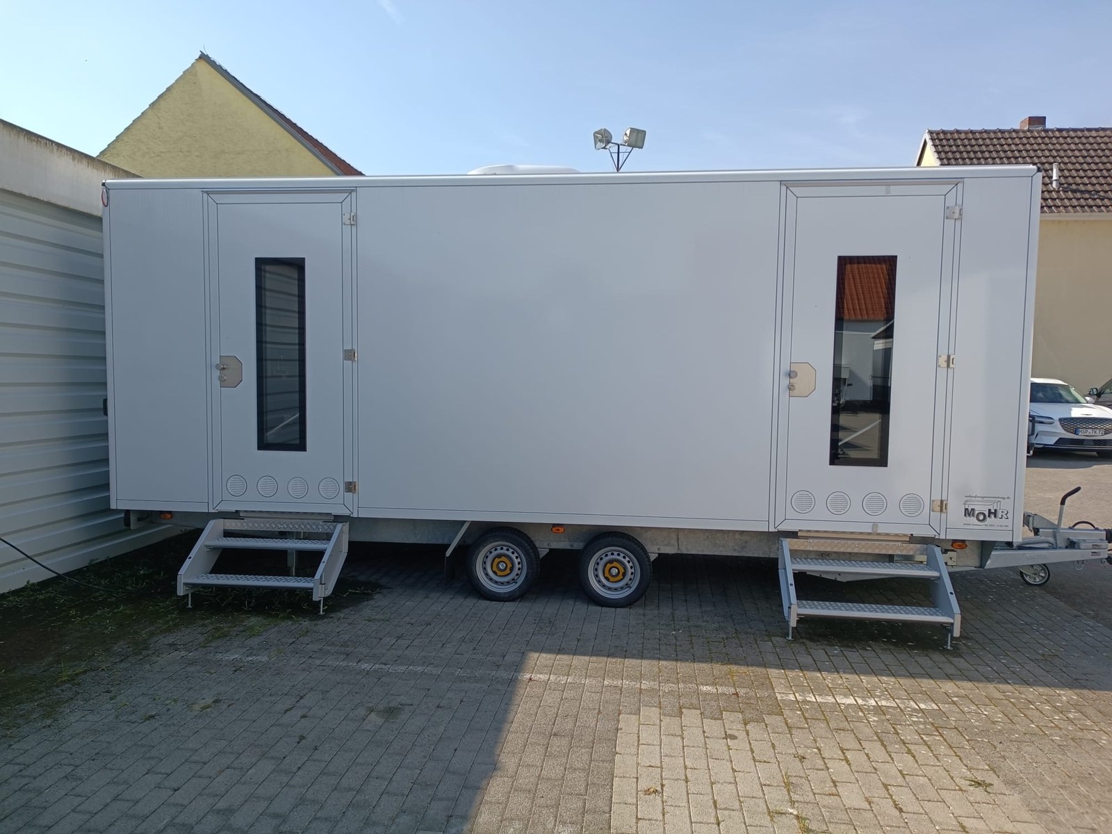 Wagen 6 – Selbstbedienungs-Anhänger mieten in Arnstein – Arbeitsbühne