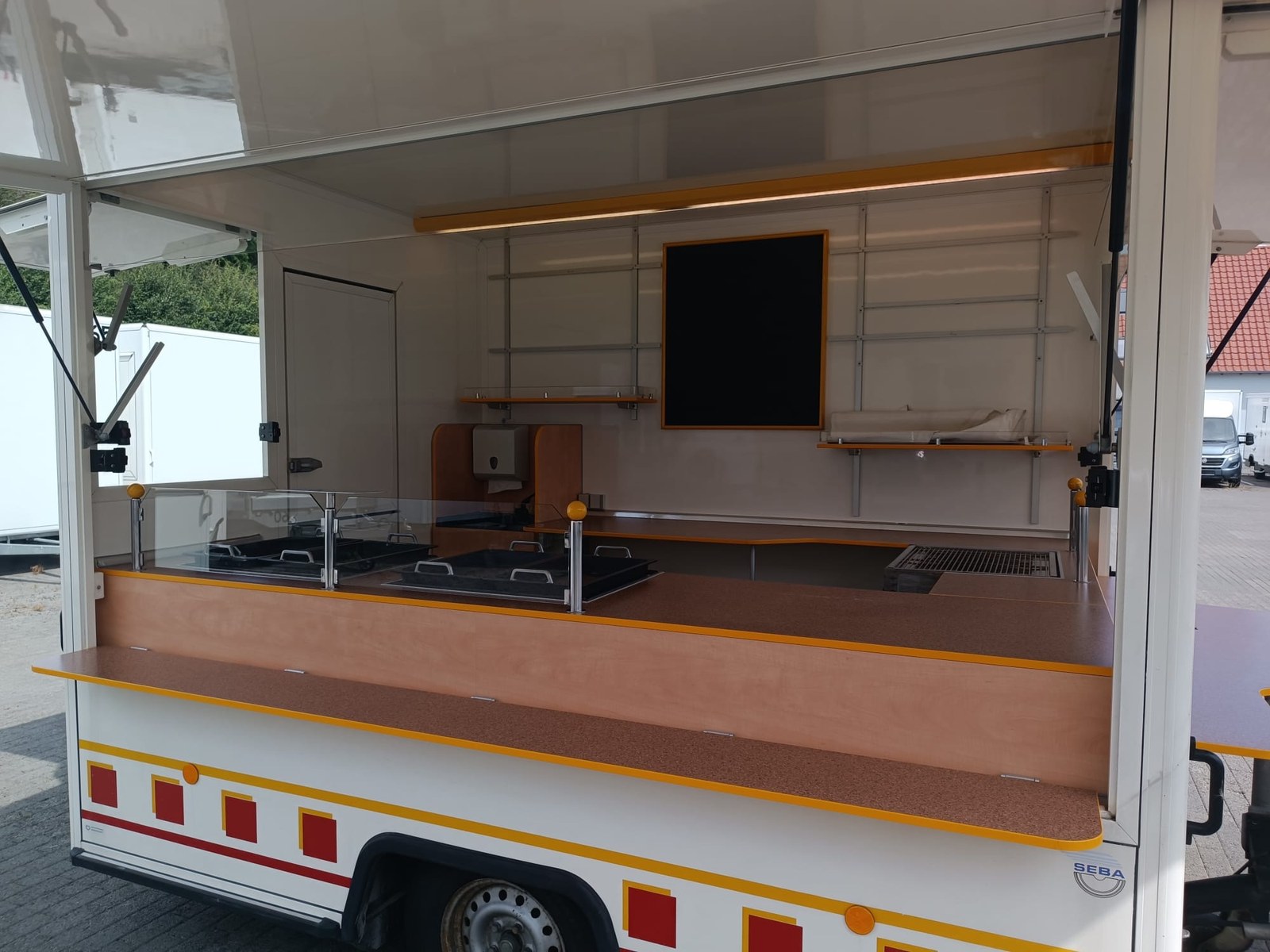 Wagen 56 – Imbisswagen mieten in Arnstein – Mietartikel – 2