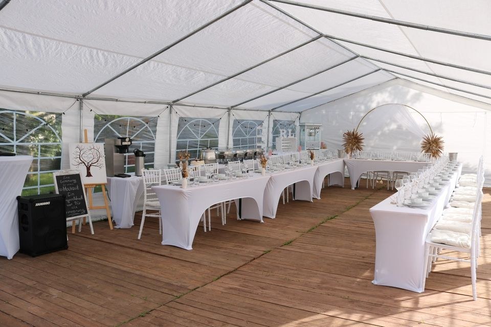 Professionelles Festzelt 6m x 12m N Partyzelt mieten bei Alex Events