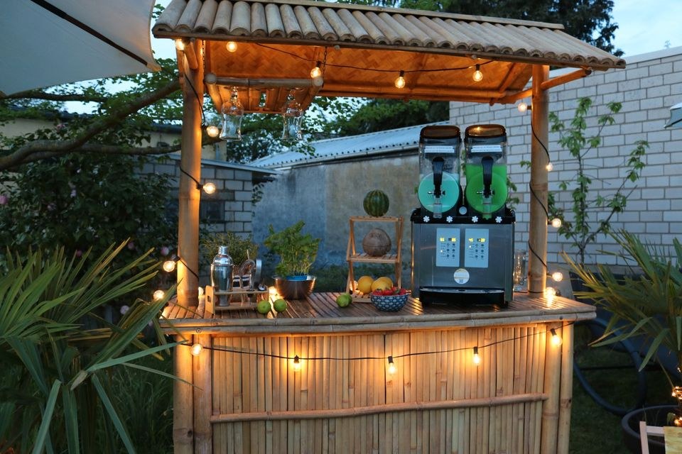 Große Cocktailbar Theke Dach N mieten bei Alex Events – mobile Bar – 3
