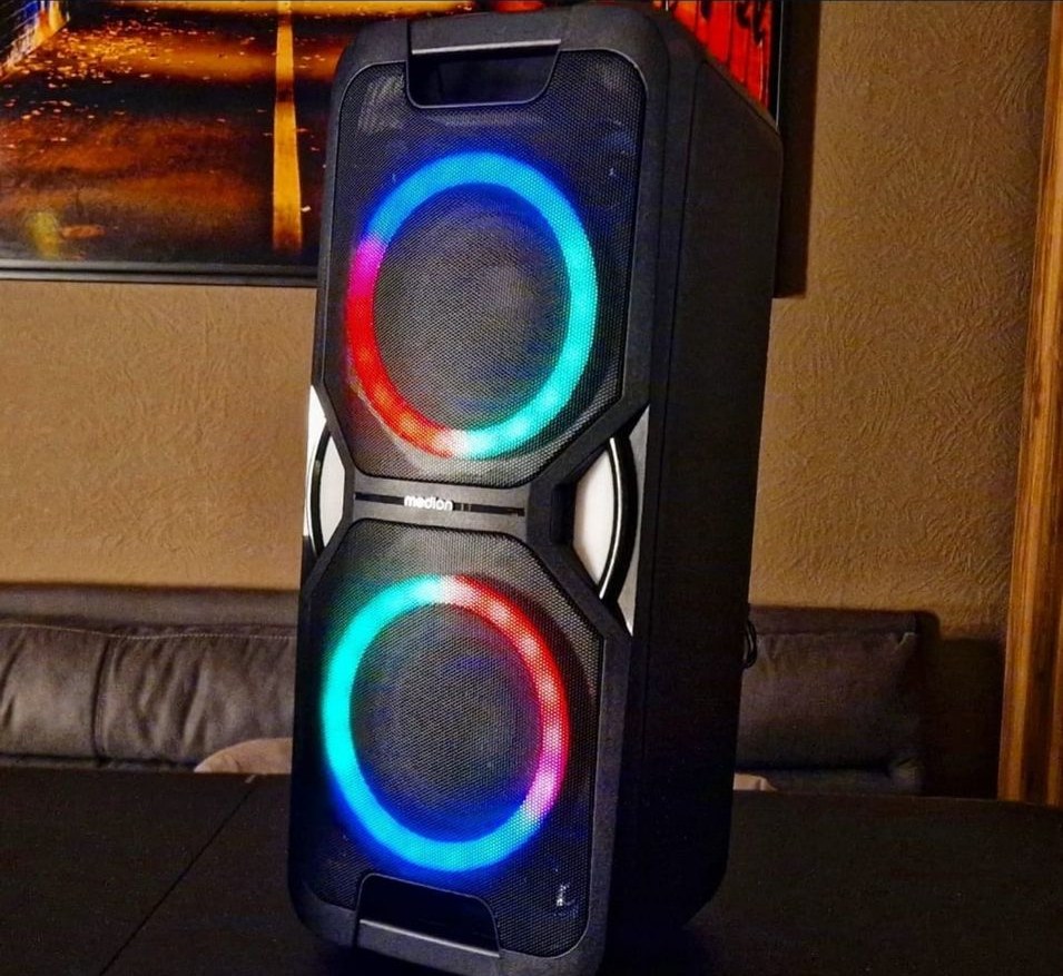 Partybox Akku Bluetooth Soundsystem mieten in Deutsch Evern