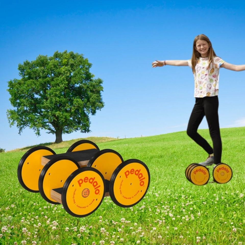 2er Set Pedalo classic Outdoor Spiel Teamspiel mieten in Deutsch Evern
