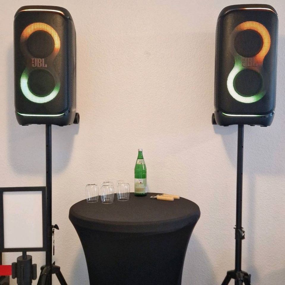 JBL PartyBox 320 SET mit Stativen Boxenständer + Boxen mieten in Deutsch Evern – 2