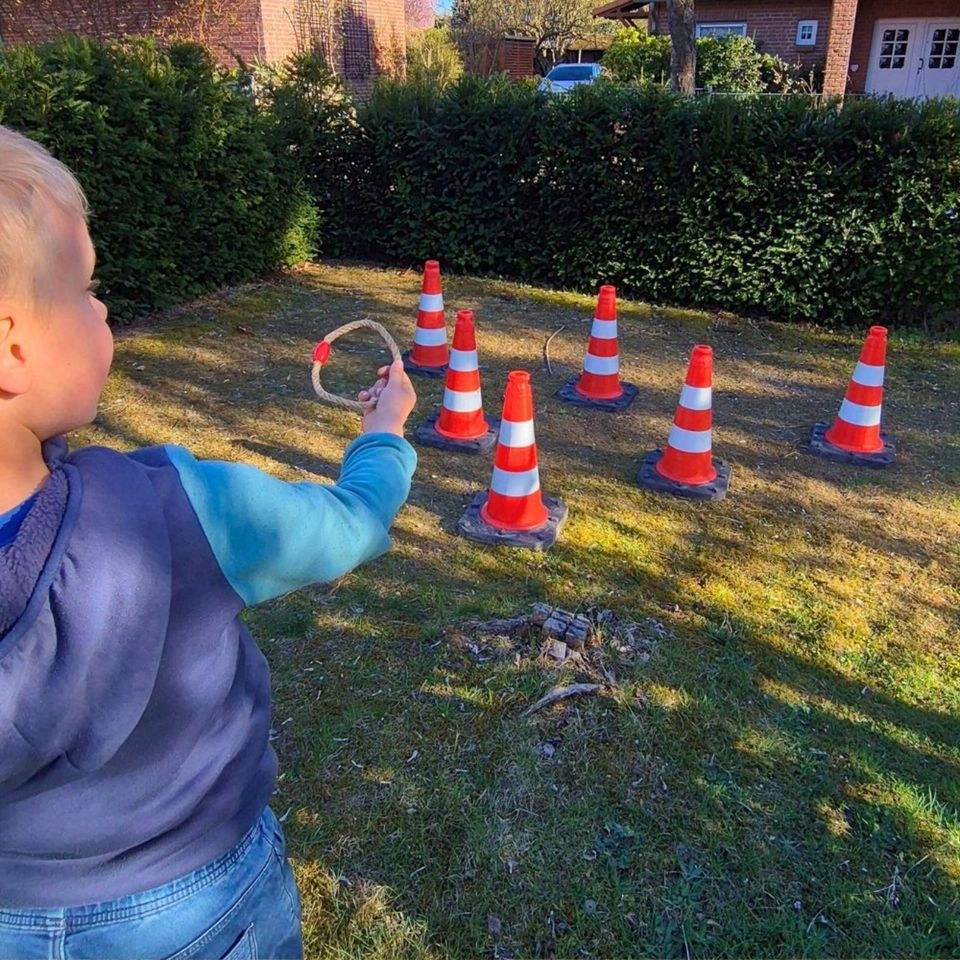 XXL Ringewerfen Ringe über XXL Hütchen werfen mieten in Deutsch Evern