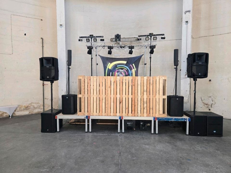Lichtanlage Bühne mieten in Dillingen (Donau) – Licht für Party & Event – 3