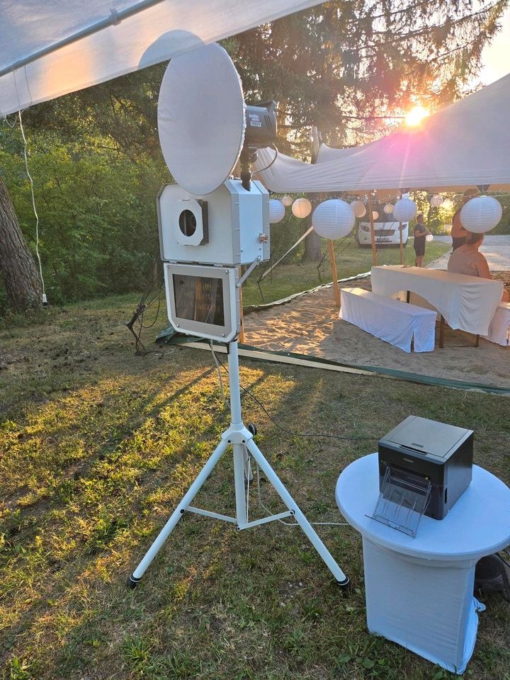 Stilvolle Fotobox inkl. 100 Ausdrucke mieten in Dillingen (Donau) – 3
