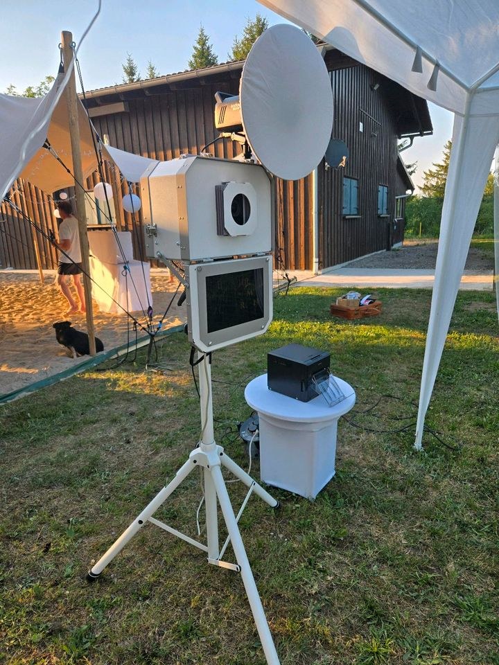 Stilvolle Fotobox inkl. 100 Ausdrucke mieten in Dillingen (Donau)