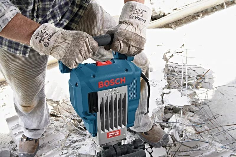 Stemmhammer Bosch GSH 16-28 VC mieten in Mülheim (Ruhr) – 2