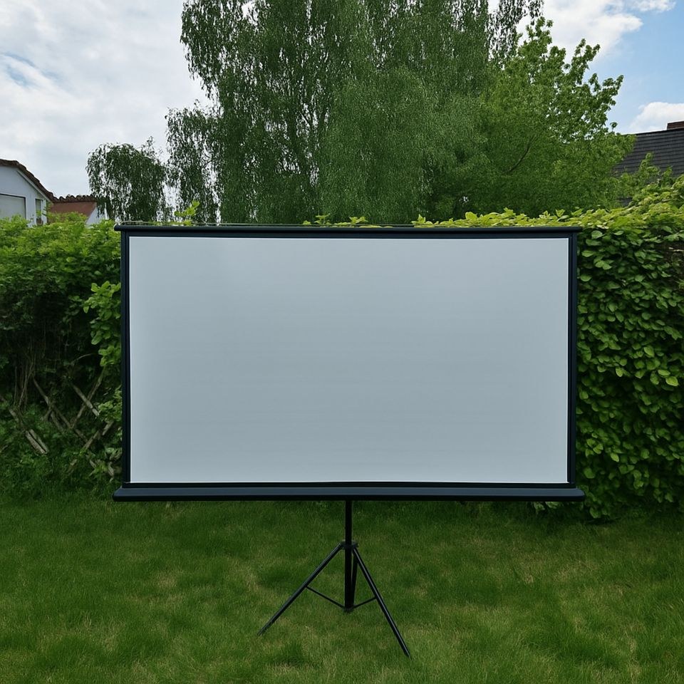 Laser Beamer 4K Leinwand Teufel Lautsprecher mieten in Herford – 3