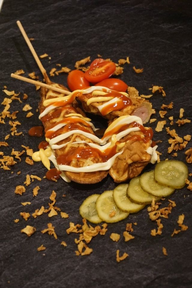 MIETE | Waffeln am Stiel - Corn Dog Maker - Lolly Waffeln | 6-fach Eisen – 3
