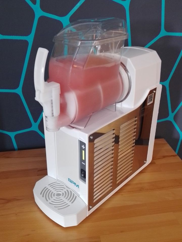 MIETE | Slush Cocktails | z.B. Aperol - Lillet Wildberry - Caipi mit 2 x 10 Liter Slush-Maschine – 3