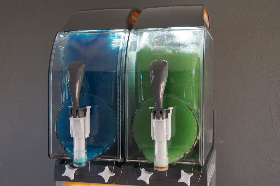 MIETE | Slush-Eis-Maschine | 2 X 11 L | Incl. Slushsirup – 4
