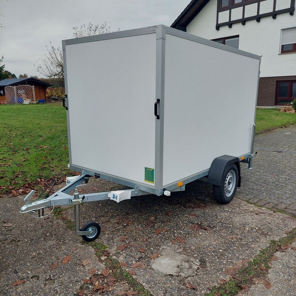 Kofferanhänger 750kg 100 Km mieten bei Reisemobile Kraft – 3