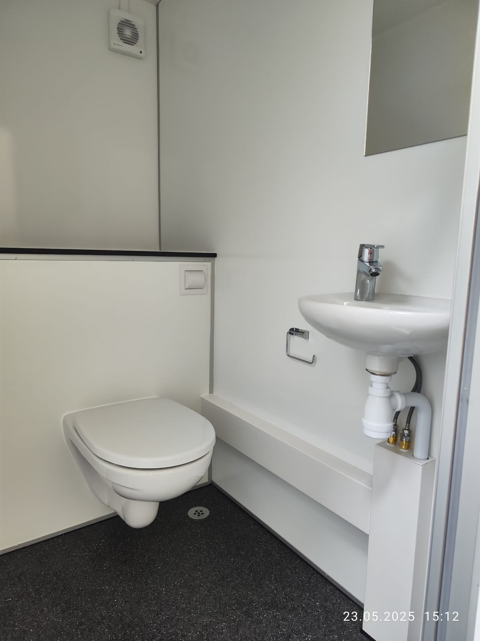 Toilettenwagen 1x Damenabteil 1x Herrenabteil mieten in Schloss Holte-Stukenbrock – 4