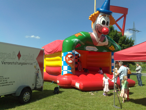 Hüpfburg "Clown mit Dach" mieten bei Zepra Event