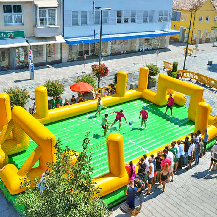 Water Soccer mieten 17x9m Sommerliche Action für Fußball-Fans