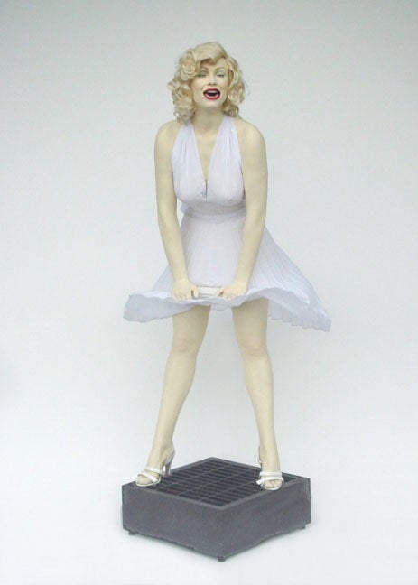 Marilyn-Figur mieten – lebensgroß mit wehendem Rock & Windmaschine