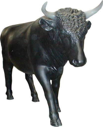 Stier Figur mieten – lebensgroßer Bulle ca. 230 cm, Spanien & Stierkampf Deko