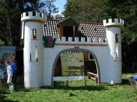 Mittelalter-Burgtor mieten – imposantes Burg-Tor mit Türmen, 7 m – 2
