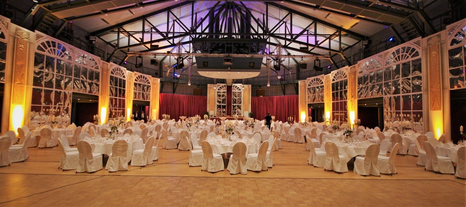 Spiegelsaal-Kulisse mieten – Barock-Ballsaal, 3 Höhen, bis 600 cm
