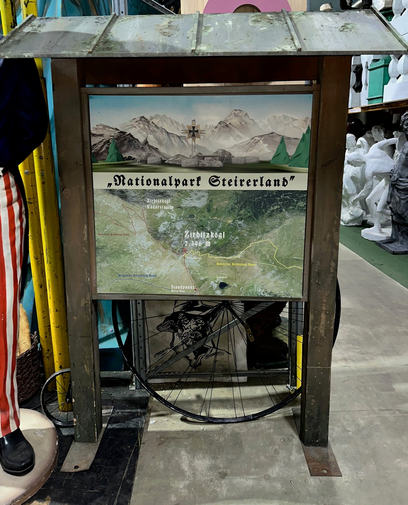 Wanderkartenschild mieten - überdachte Wanderkarten-Station für Alpen-Deko – 2