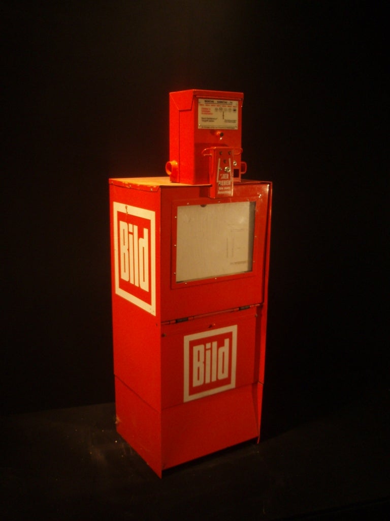 Zeitungsautomat mieten – originaler Bildzeitungsautomat aus Metall für Deko & Event