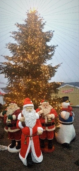 Weihnachtsmann-Figur mieten – Nikolaus mit Glocke ca. 185 cm, outdoor-geeignet – 4