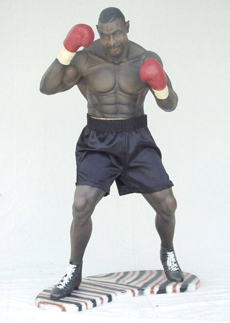 Boxer Figur mieten – lebensgroß 190 cm, Kampfsport & Boxen Deko