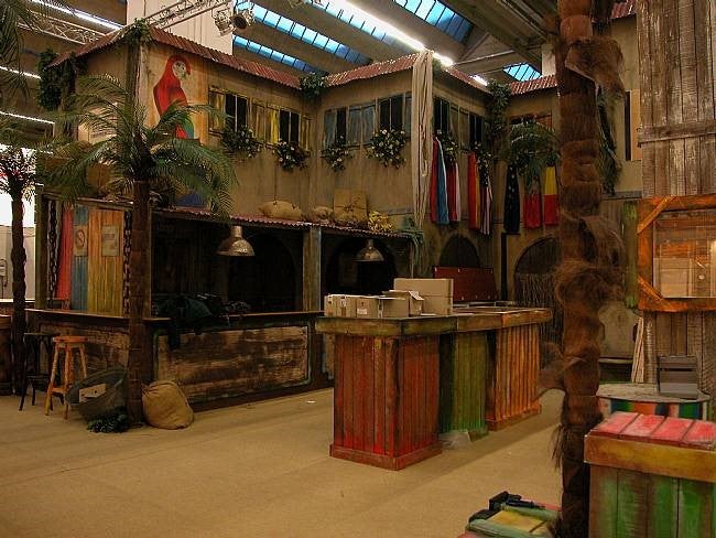 Brasilianische Hauskulissen mieten – Brasilien Hausfassaden, freistehend, B1 – 3