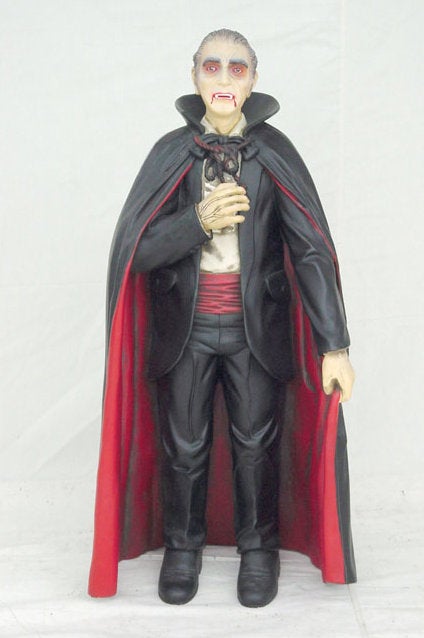 Dracula-Figur mieten – lebensgroße Vampir-Deko für Halloween, ca. 200 cm