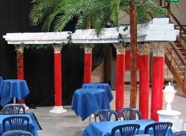 Griechischer Rundtempel mieten – antike Tempel-Kulisse, 8 m Ø x 4 m hoch