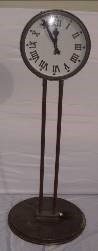 Standuhr mieten – nostalgische Metall-Deko, ca. 260 cm hoch – 4