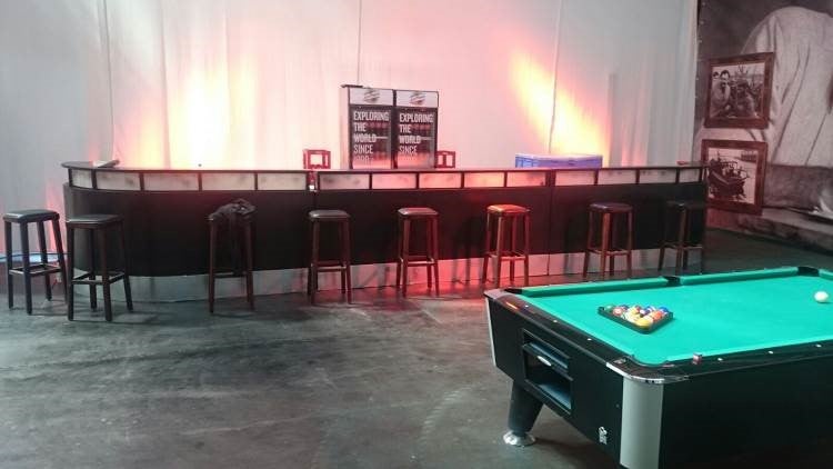 Bar-Theke mieten - 8 m beleuchtete Bartheke für Kneipe & Event – 2