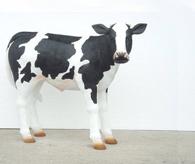 Kuh-/Kalb-Figur mieten – lebensgroße Deko, ca. 118 cm, Bauernhof & Milch-Events