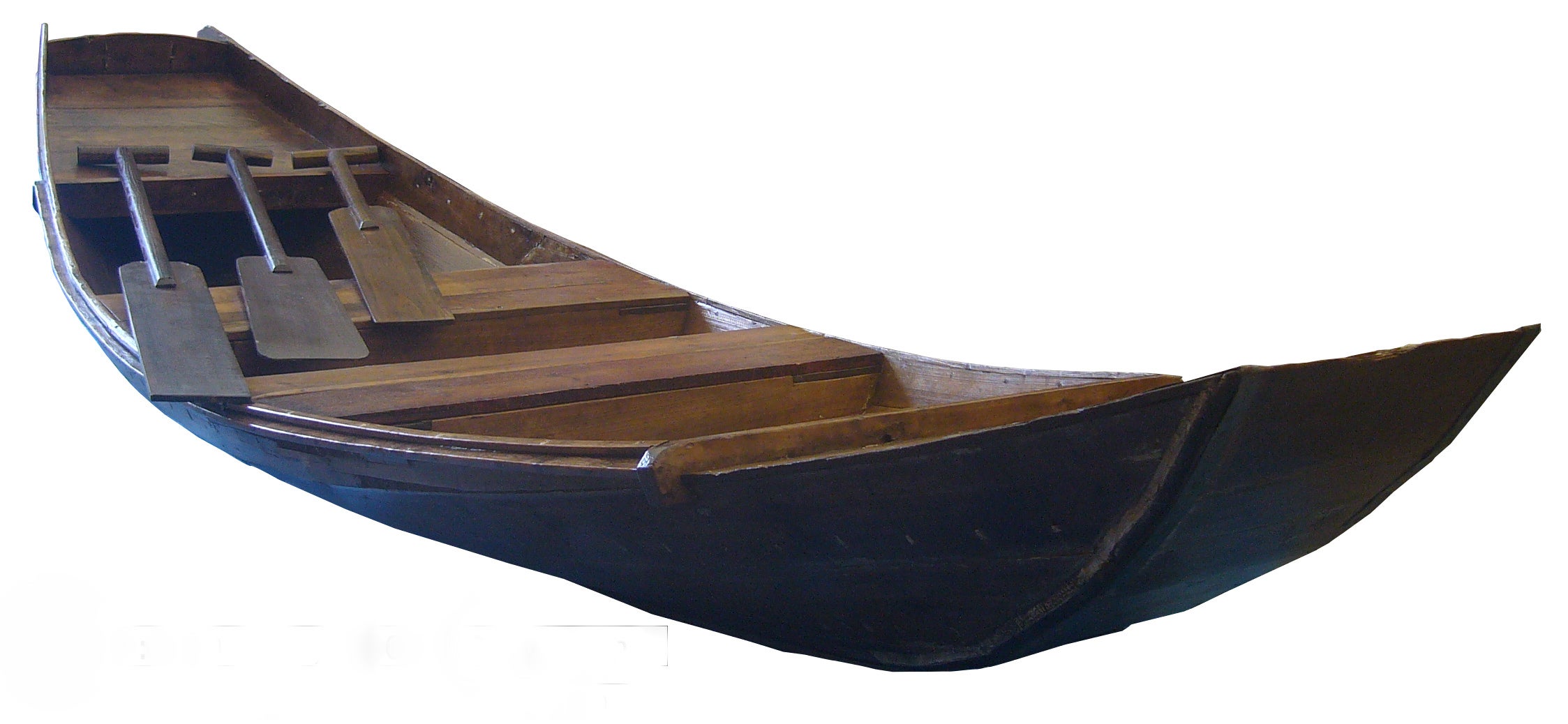 Holzboot mit Paddel mieten – maritime Deko für See, Yacht & Strand