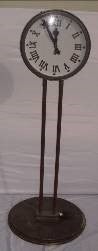 Standuhr mieten – nostalgische Metall-Deko, ca. 260 cm hoch