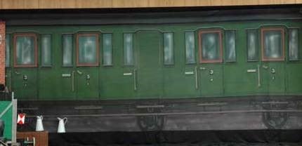 Orient Express Kulisse mieten – handgemaltes Zug-/Eisenbahn-Bühnenbild (ca. 9,2 m × 350 cm) – 2