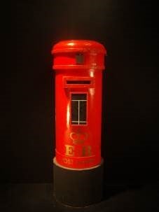 Englischer Briefkasten mieten - London-Postkasten Deko, ca. 145 cm hoch – 2