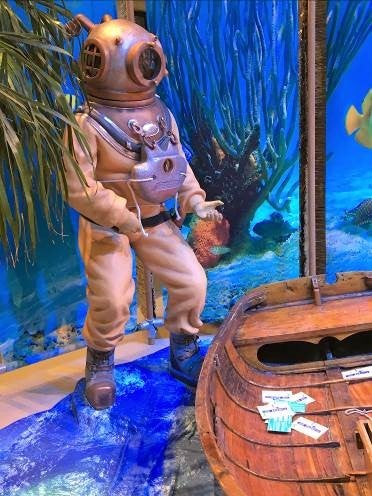 Taucher Figur mieten – lebensgroß ca. 200 cm, 3D Taucher für maritime Deko – 2
