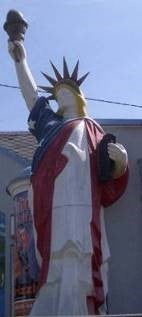 Freiheitsstatue mieten – Liberty-Figur ca. 600 cm, grün oder USA-Farben – 2