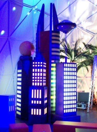 Weltraum-Stadt mieten – 3D-Galaxie-Kulisse mit beleuchteten Wolkenkratzern – 3